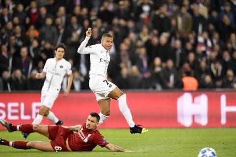 07 KYLIAN MBAPPE (PSG) - 06 DEJAN LOVREN (LIV) FOOTBALL : Paris SG vs Liverpool - Ligue des Champions - 28 11 2018 AnthonyBIBARD FEP Panoramic 