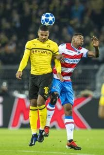 Football UEFA Champions League CL Season 2018 2019 5 Matchday Borussia Dortmund Club Bruges in Dortmund North Rhine-Westphalia Dortmunds Manuel Akanji l and Brügges Wesley fight for the ball UEFA REGULATIONS PROHIBIT ANY USE OF PHOTOGRAPHS AS IMAGE SEQUENCES AND OR QUASI VIDEO Copyright: xKirchner DavidxInderliedx