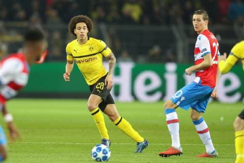 Dortmund s Axel Witsel and Club s Hans Vanaken fight for the ball during a game between Belgian soccer team Club Brugge KV and German team Borussia Dortmund in Dortmund, Germany, Wednesday 28 November 2018, on the fifth day of the UEFA Champions League, in group A. BRUNOxFAHY  x05478886x