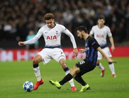 Dele Alli of Tottenham challenges Matteo Politano of Inter Milan during the UEFA Champions League, Group B match at Wembley Stadium, London. Picture date: 28th November 2018. Picture credit should read: David Klein Sportimage EDITORIAL USE ONLY. No use with unauthorised audio, video, data, fixture lists, club league logos or live services. Online in-match use limited to 120 images, no video emulation. No use in betting, games or single club league player publications. A54I5290.JPG