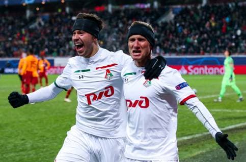 MOSCOW, RUSSIA â€“ NOVEMBER 28, 2018: Lokomotiv Moscowâ€™s Fyodor Smolov (L) and Vladislav Ignatyev celebrate scoring against Galatasaray Istanbul in their 2018 19 UEFA Champions League Group D Round 5 football match at RZD Arena; Lokomotiv Moscow won 2-0. Mikhail Tereshchenko TASS  TS099263