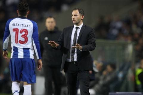 28 11 2018 Football season 2018 2019 Champions League 5 matchday FC Porto FC Schalke 04 head coach Domenico TEDESCO FC Schalke 04 Porto Estadio do Dragao Portugal
