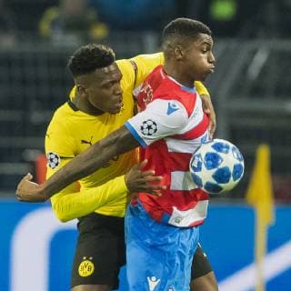 DORTMUND, Signal Iduna Park, 28-11-2018 , season 2018 2019 , UEFA Champions League. Borussia Dortmund player Dan-Axel Zagadou (l) and Club Brugge player Wesley (r) during the match Borussia Dortmund - Club Brugge Borussia Dortmund - Club Brugge  x2652519x
