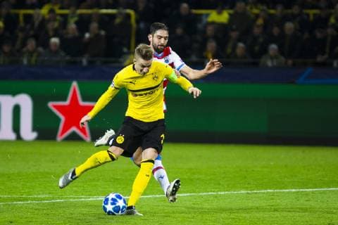 GER UEFA CL Borussia Dortmund vs. FC Bruges 28 11 2018 Signal Iduna Park Dortmund GER UEFA CL Borussia Dortmund vs. FC Bruges UEFA REGULATIONS PROHIBIT ANY USE OF PHOTOGRAPHS AS IMAGE SEQUENCES AND OR QUASI VIDEO picture shows Marco Reus Borussia Dortmund 11 misses the huge chance to lead nordphotox xRauch nph00251