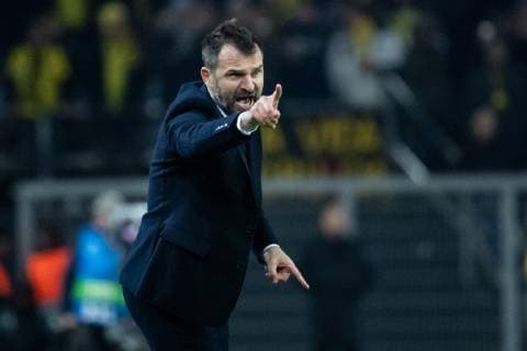 28 11 2018 xkvx Football UEFA Champions League Borussia Dortmund Club Bruegge emspor v l Head Coach Ivan Leko Club Bruegge gives instruction gesticulated with arms gesticulate gives instructions gesticulate DFL DFB REGULATIONS PROHIBIT ANY USE OF PHOTOGRAPHS as IMAGE SEQUENCES and or QUASI VIDEO Dortmund