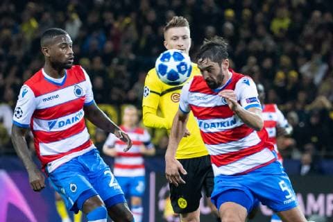 28 11 2018 xkvx Football UEFA Champions League Borussia Dortmund Club Bruegge emspor v l Stefano Denswil Club Bruegge Marco Reus BVB Borussia Dortmund Benoit Poulain Club Bruegge DFL DFB REGULATIONS PROHIBIT ANY USE OF PHOTOGRAPHS as IMAGE SEQUENCES and or QUASI VIDEO Dortmund