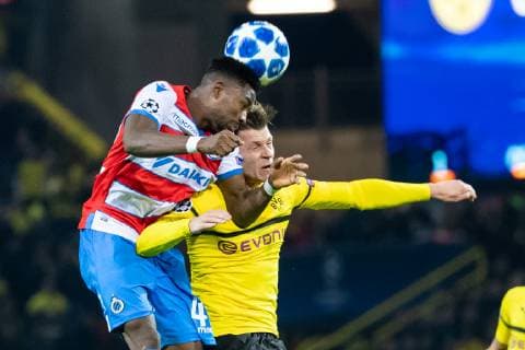 28 11 2018 xkvx Football UEFA Champions League Borussia Dortmund Club Bruegge emspor v l Emmanuel Bonaventure Club Bruegge Lukasz Piszczek BVB Borussia Dortmund DFL DFB REGULATIONS PROHIBIT ANY USE OF PHOTOGRAPHS as IMAGE SEQUENCES and or QUASI VIDEO Dortmund