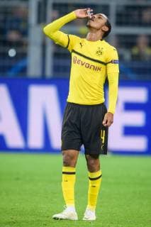 Abdou Diallo Borussia Dortmund 4 takes magnesium at the Champions League match between Borussia Dortmund and FC Bruegge on 26 11 2018 Borussia Dortmund vs. FC Brugge Champions League 28 11 2018 Dortmund Copyright: xSchuelerx xEibnerx-xPressefotox EP_EER