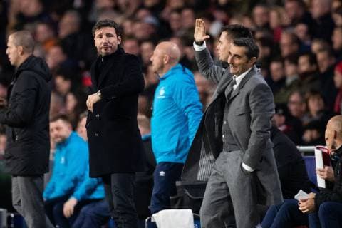 Mark van Bommel of PSV, FC Barcelona Barca coach Ernesto Valverde during the UEFA Champions League group C match between PSV Eindhoven and FC Barcelona at the Phillips stadium on November 28, 2018 in Eindhoven, The Netherlands UEFA Champions League 2018 2019 xVIxVIxImagesx xTomxBodexMultimediaxIVx 12920678