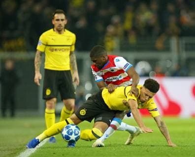28 11 2018 Football UEFA Champions League 2018 2019 Group stage 5 Matchday Borussia Dortmund FC Bruges at Signal Iduna Park Dortmund L R Jadon Sancho Dortmund vs. Wesley FC Bruges DFL and DFB regulations prohibit any use of photographs as image sequences and or quasi video