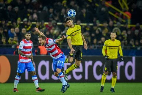 Dortmund Germany 28 11 2018 UEFA Champions League 2018 19 Season Back Round Group Phase Group A 5 Matchday BV Borussia Dortmund vs. FC Bruegge Siebe Schrijvers FC Brügge Mahmoud Dahoud Borussia Dortmund in the duel DeFodi520