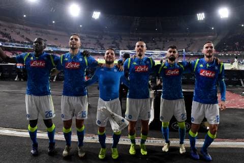 Kalidou Koulibaly, Nikola Maksimovic, Dries Mertens, Marek Hamsik, Elseid Hysaj and Fabian Ruiz of Napoli celebrate at the end of the Uefa Champions League 2018 2019 Group C football match betweenSSC Napoli and Crvena Zvezda at San Paolo stadium, Napoli, November, 28, 2018 Foto Andrea Staccioli Insidefoto AndreaxStaccioli