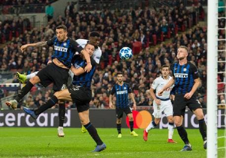 Inter s Matias Vecino and Stefan de Vrij and Tottenham s Serge Aurier during the UEFA Champions League match between Tottenham Hotspur and Internazionale at Wembley Stadium, London, England on 28 November 2018. Copyright: xPRiMExMediaxImagesx PMI-2439-0020