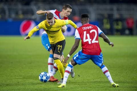Football UEFA Champions League CL Season 2018 2019 5 Matchday Borussia Dortmund Club Brügge in Dortmund North Rhine-Westphalia v li Dortmunds Marco Reus Brügges Sofyan Amrabat and Brügges Emmanuel Bonaventure fight for the ball UEFA REGULATIONS PROHIBIT ANY USE OF PHOTOGRAPHS AS IMAGE SEQUENCES AND OR QUASI VIDEO Copyright: xKirchner DavidxInderliedx