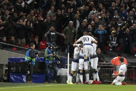 GOAL - Christian Eriksen of Tottenham Hotspur opens the scoring during the UEFA Champions League Group Stage match between Tottenham Hotspur and Inter Milan at Wembley Stadium, London, England on 28 November 2018. Copyright: xCarltonxMyriex 22060011