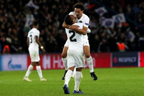 28th November 2018, Parc des Princes, Paris, France; UEFA Champions League football, Paris St-Germain versus Liverpool; Thiago Silva and Marquinhos of Paris Saint Germain celebrates their victory  ActionPlus12083879 PedroxSalado