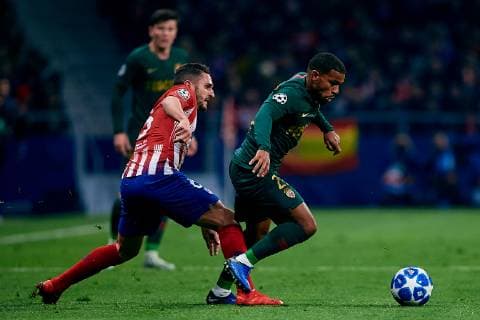 MADRID, SPAIN - NOVEMBER 28: Samuel Grandsir (R) of AS Monaco competes for the ball with Koke Resurreccion Merodio of Atletico de Madrid during the Group A match of the UEFA Champions League between Club Atletico de Madrid and AS Monaco at Estadio Wanda Metropolitano on November 28, 2018 in Madrid, Spain. (Photo by David Aliaga) SPO, SOC, FOC  Copyright: xDavidxAliaga