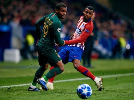 MADRID, SPAIN - NOVEMBER 28: Samuel Grandsir (L) of AS Monaco competes for the ball with Thomas Lemar of Atletico de Madrid during the Group A match of the UEFA Champions League between Club Atletico de Madrid and AS Monaco at Estadio Wanda Metropolitano on November 28, 2018 in Madrid, Spain. (Photo by David Aliaga) SPO, SOC, FOC  Copyright: xDavidxAliaga