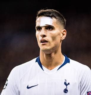 LONDON, ENGLAND - NOVEMBER 28: Erik Lamela of Tottenham Hotspur looks on during the Group B match of the UEFA Champions League between Tottenham Hotspur and FC Internazionale at Wembley Stadium on November 28, 2018 in London, United Kingdom. (Photo by Sebastian Frej) SPO, SOC, FOC  Copyright: xSebastianxFrej