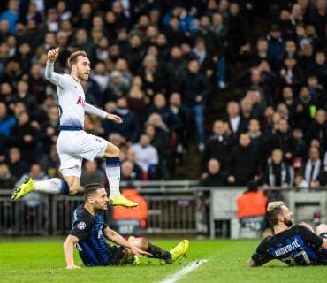LONDON, ENGLAND - NOVEMBER 28: Christian Eriksen of Tottenham Hotspur scoring goal during the Group B match of the UEFA Champions League between Tottenham Hotspur and FC Internazionale at Wembley Stadium on November 28, 2018 in London, United Kingdom. (Photo by Sebastian Frej) SPO, SOC, FOC  Copyright: xSebastianxFrej