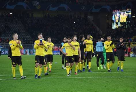 28 11 2018 Football UEFA Champions League Season 2018 2019 Preliminary round 5 Matchday Borussia Dortmund Club Bruegge 0 0 Dortmund players after the final whistle Team2