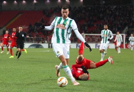 MOSCOW, RUSSIA - NOVEMBER 29, 2018: Rapid Vienna s Mateo Barac (L) and Spartak Moscow s Sofiane Hanni in action in their 2018 19 UEFA Europa League Group G Round 5 football match at Otkrytie Arena. Sergei Bobylev TASS  TS09946B
