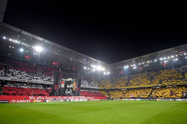 SOCCER - UEFA EL, RBS vs RB Leipzig SALZBURG,AUSTRIA,29.NOV.18 - SOCCER - UEFA Europa League, group stage, Red Bull Salzburg vs RasenBallsport Leipzig. Image shows fans and a banner. GEPAxpictures xFlorianxErtl