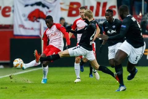 Austria Salzburg 29 11 2018 UEFA Europa League 2018 19 Season Preliminary Round Group Phase Group B 5 Matchday RB Salzburg RB Leipzig Diadie Samassekou RBS and Konrad Laimer RBL in the duel DeFodi507