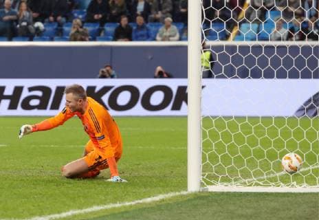 ST PETERSBURG, RUSSIA - NOVEMBER 29, 2018: FC Copenhagen s goalkeeper Stephan Andersen concedes a goal in the 2018 19 UEFA Europa League Group C Round 5 football match against Zenit St Petersburg at St Petersburg Stadium. Alexander Demianchuk TASS  TS0994E2