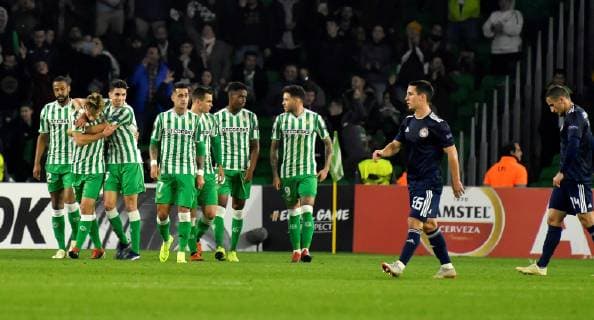 Real Betis players jubilate a goal during a UEFA Europa League group F soccer match between Real Betis and Olympiacos at the Benito Villamarin stadium in Seville, southern Spain, 29 November 2018. Real Betis vs Olympiacos !ACHTUNG: NUR REDAKTIONELLE NUTZUNG!  Copyright: xRAULxCAROx GRAF8861 20181129-636791222580192196