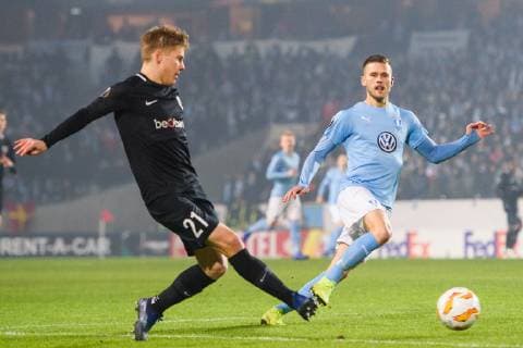 181129 Jere Uronen of Genk and Arn?r Ingvi Traustason of Malmö FF during the Europa league match between Malmö FF and Genk on November 29, 2018 in Malmö. Photo: Petter Arvidson BILDBYRN kod PA 92161  Copyright: PETTERxARVIDSON BB181129PA007