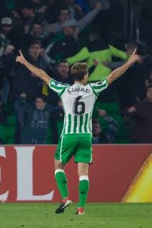 29th November 2018, Estadio Benito Villamarin, Seville, Spain; UEFA Europa League football, Real Betis versus Olympiakos; Sergio Canales of Real Betis celebrates his goal, which made it 1-0, in the 39th minute  ActionPlus12083927 AntonioxGomez