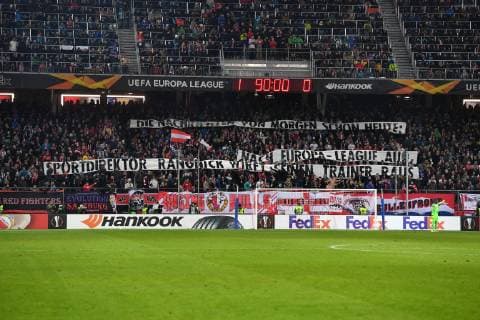 banner banner banner of the Salzburg fans football fans against Ralf RANGNICK coach L football Europa League group phase group B 5 matchday FC Salzburg SL RB Leipzig L 1 0 at 29 11 2018 stadium Salzburg