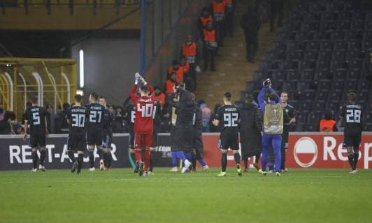 Dinamo Zagreb players celebrated victory with fans end of the UEFA Europa League groupD match between Fenerbahce and Dinamo Zagreb at Ulker Stadium in Istanbul , Turkey on November 29 , 2018. Final Score: Fenerbhace 0 - 0 Dinamo Zagreb 
