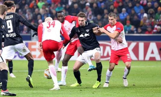 Salzburg RB Leipzig Football Euro League Salzburg 29 11 2018 Red Bull Arena Football UEFA Europa League Group B 5 Matchday FC Red Bull Salzburg vs RB Leipzig 1 0 0 0 In picture from left Yussuf Poulsen 9 RB Leipzig Marin Pongracic 34 Salzburg Diadie SamassŽkou 8 Salzburg Stefan Ilsanker 13 RB Leipzig and Stefan Lainer 22 Salzburg According to UEFA regulations, it is forbidden to use or have used photographs taken in the stadium and or during the match in the form of sequence pictures or video-like photo series.