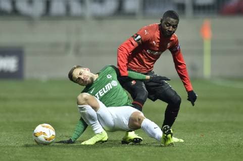L-R JAKUB POVAZANEC (Jablonec) and M BAYE NIANG (Rennes) in action during the UEFA Europa League, Group K, match between FK Jablonec and Stade Rennes FC, in Jablonec nad Nisou, Czech Republic, on November 29, 2018. (CTKxPhoto RadekxPetrasek) CTKPhotoP201811291157101  _PER7267