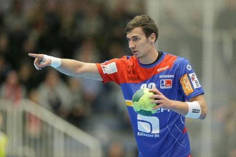 Jona Schoch Balingen Weilstetten 22 with ball points the finger at the game TUSEM Essen vs. HBW Balingen Weilstetten Handball 2 Bundesliga 30 11 2018 TUSEM Essen vs. HBW Balingen Weilstetten Handball 2 Bundesliga 30 11 2018 Essen Copyright: xEIBNER MarioxHommesx EP_MHS