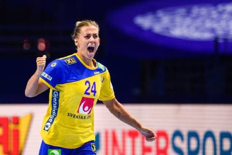 Handball, EM, Damen, Dänemark - Schweden 181130 Nathalie Hagman of Sweden celebrates during the EHF European WomenÕs Handball Championship match between Denmark and Sweden on November 30, 2018 in Nantes. Photo: Ludvig Thunman BILDBYRN kod LT 35557  Copyright: LUDVIGxTHUNMAN BB181130LT148