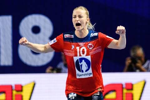 Handball, EM, Damen, Norwegen - Deutschland 181201 Stine Bredal Oftedal of Norway celebrates during the EHF European WomenÕs Handball Championship match between Norway and Germany on December 1, 2018 in Brest. Photo: Fredrik Varfjell BILDBYRN kod FV 150167  Copyright: FREDRIKxVARFJELL BB181201FV005