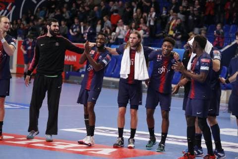 Handball, CL, Paris St. Germain - Beschreibung Skjern Handbold Joie des joueurs de Paris HANDBALL : Velux EHF Champions League - Paris vs Skjern- Paris - 01 12 2018 StephenCaillet Panoramic 