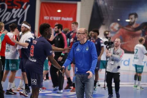 Kronborg Hansen Henrik (entraineur Skjern) HANDBALL : Velux EHF Champions League - Paris vs Skjern- Paris - 01 12 2018 StephenCaillet Panoramic 