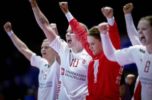 Danmarks Kathrine Heindahl, Nadia Offendal, Stine Bodholt og Anne Mette Hansen under kampen mellem Danmark-Polen i Nantes, soendag den 2 december 2018. , Nantes Denmark  Copyright: Scanpix LiselottexSabroex COP101 spdk20181202-164332-L