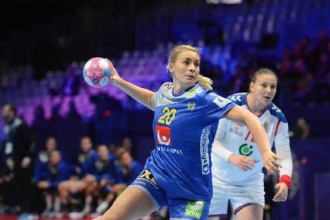 Isabelle Gullden (Suede) HANDBALL : Suede vs Serbie - Euro 2018 Feminin - Nantes - 02 12 2018 RonanHoussin Panoramic 