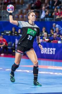Handball Women European Championship Germany Romania Preliminary Round Group D 2 Matchday in the Brest Arena Emily Boelk Bölk Germany Thueringer HC Brest Arena Brest France