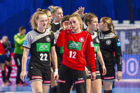 Handball women European Championship Germany Romania preliminary round group D 2 matchday at Brest Arena v read Maren Weigel Germany Metzingen goalkeeper Dinah Eckerle Germany SG BBM Bietigheim dissatisfied disappointed disappointed down frustrated Brest Arena Brest France