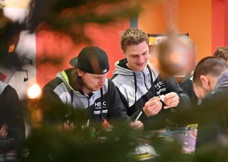 04 12 2018 Handball 1 Bundesliga Season 2018 2019 HC Erlangen HCE Hobby lesson in Childrens Hospital Erlangen HMI
