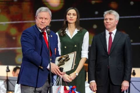 MOSCOW, RUSSIA â€“ DECEMBER 4, 2018: Former Soviet Ice hockey Eishockey player Igor Tuzik, Russian high jumper Maria Lasitskene, and Russia s Minister Pavel Kolobkov (L-R) at a ceremony to present the 2018 Russian national sport prize at the office of the Ministry of Sport of Russia. Vladimir Gerdo TASS  TS099D15
