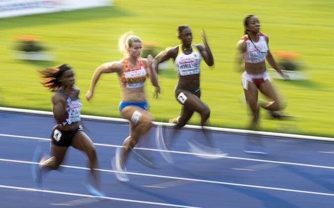 Feature Dafne SCHIPPERS 2 v l NED Lisa Marie KWAYIE Germany 3 v l blurs action dynamic run race semi-final 100m of women on 07 08 2018 athletics European Championship 2018 in Berlin Germany 06 08 12 08 2018