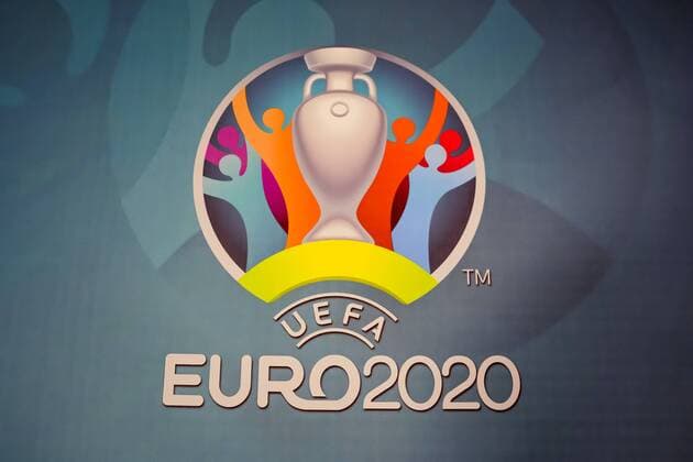 Official logo UEFA EURO EM Europameisterschaft Fussball 2020 Official logo UEFA EURO 2020 printed on banner during press conference PK Pressekonferenz on the occasion of the draw. Kyiv Kyiv Ukraine  AleksandrxGusev PacificxPress