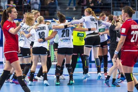 handball women european championship germany czech republic preliminary round group D 3 matchday in brest arena team of germany final cheer final cheer emotion joy brest arena brest france